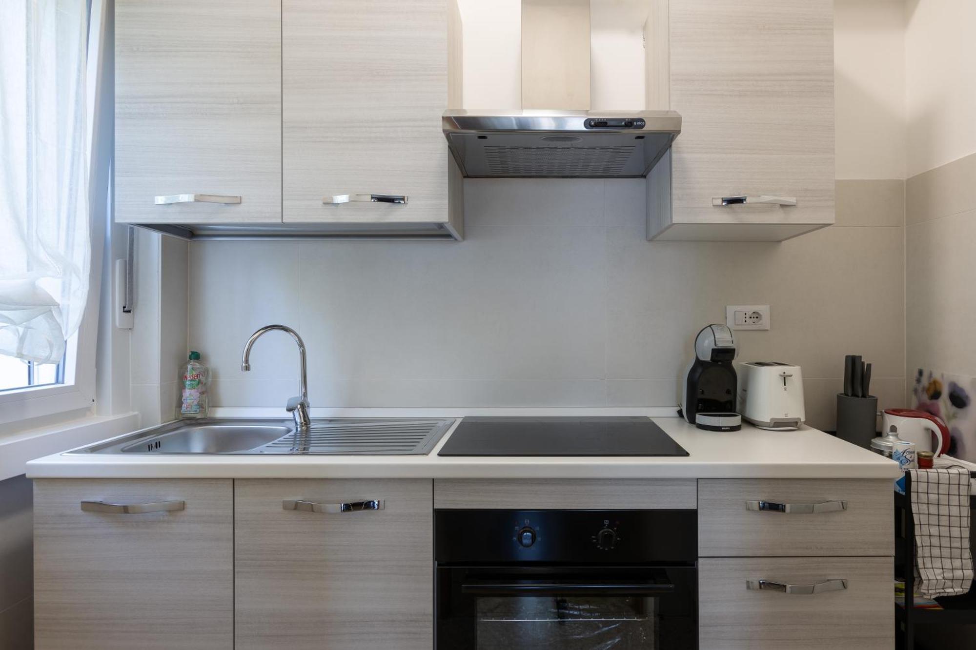 The Black Swan Apartment Trieste Bagian luar foto