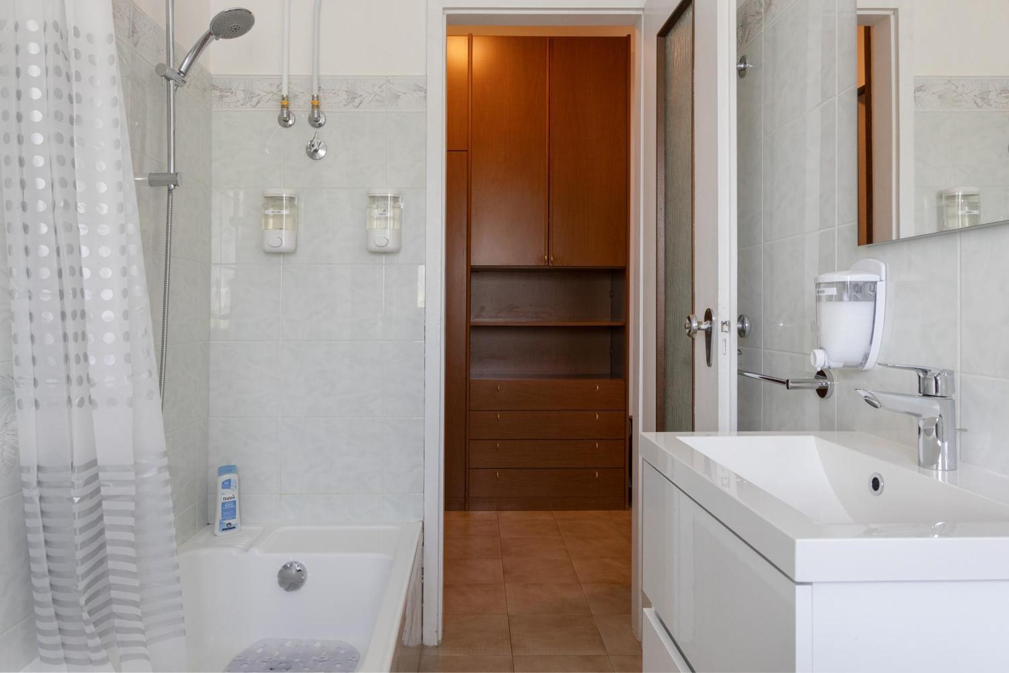 The Black Swan Apartment Trieste Bagian luar foto