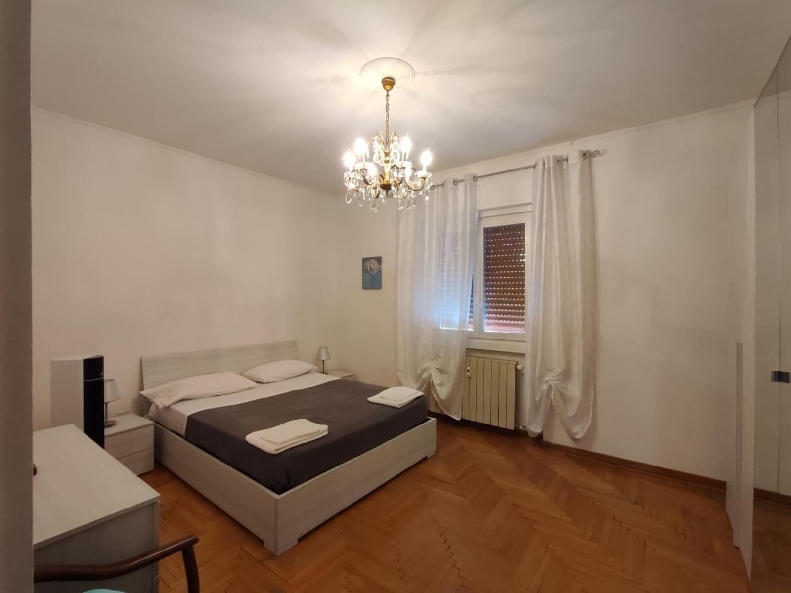 The Black Swan Apartment Trieste Bagian luar foto