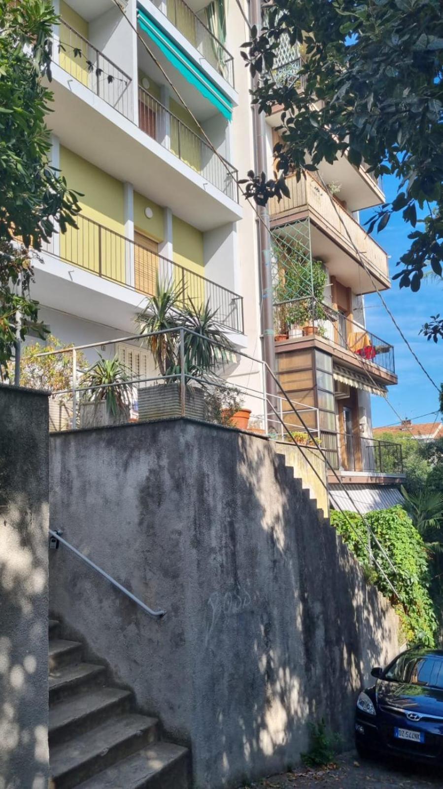 The Black Swan Apartment Trieste Bagian luar foto